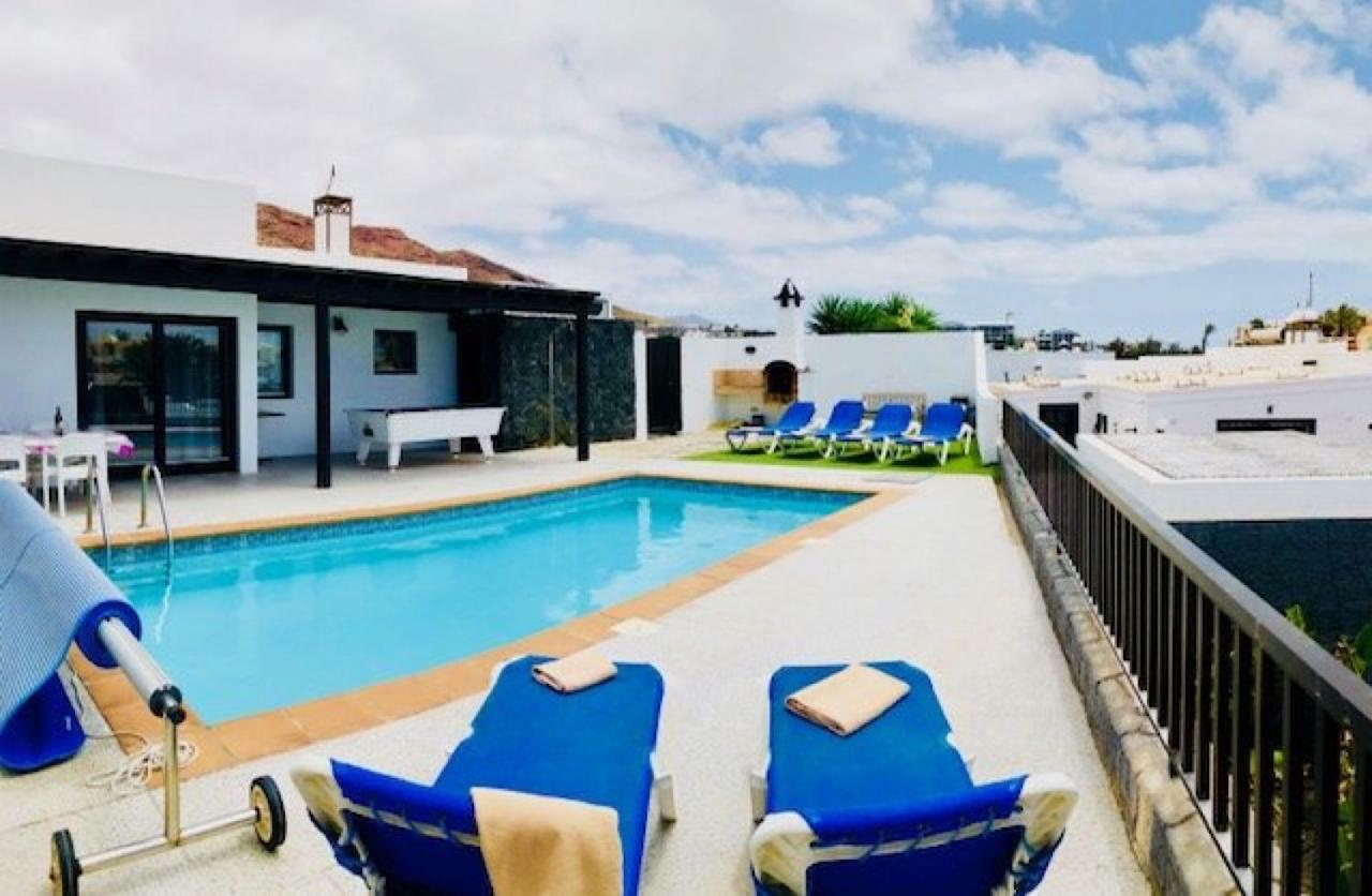 Villa Neptuno With Private Pool, Sea View, Sat-Tv & Free Wifi Плая Бланка Екстериор снимка